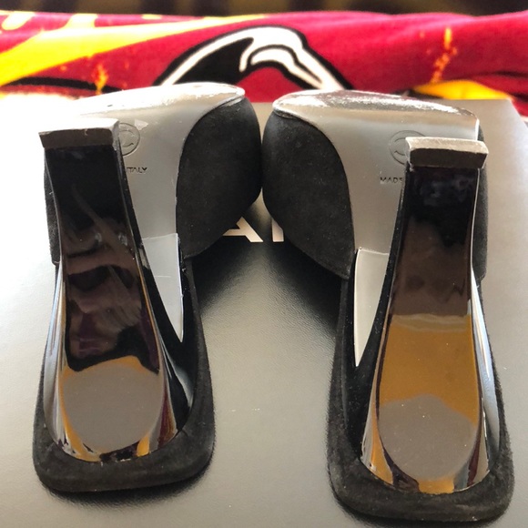 Chanel black suede kitten heels 37 - Picture 3 of 6